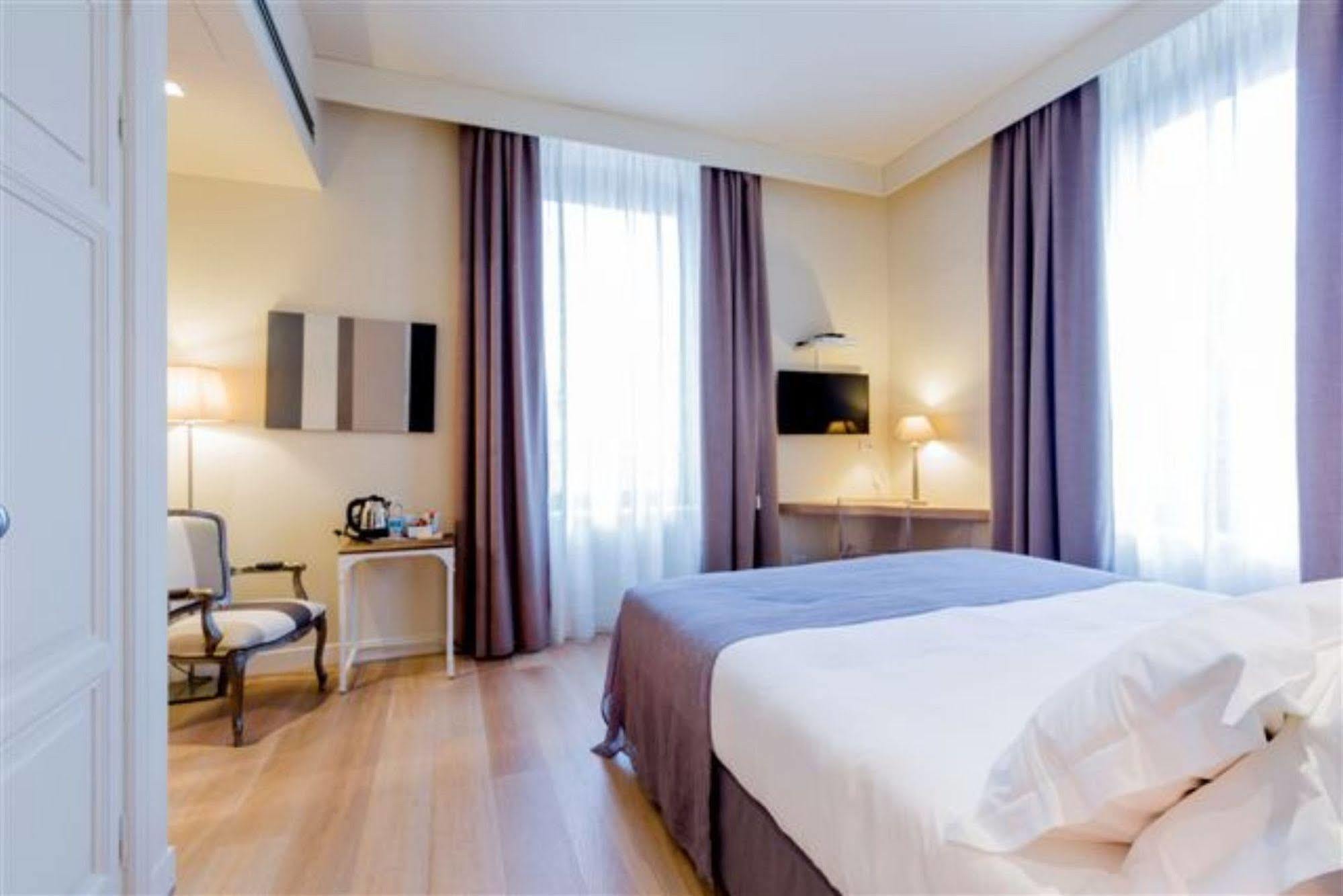 Hotel 900 Giulianova Exterior foto